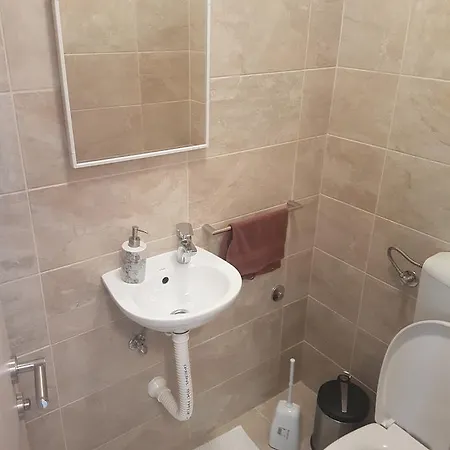 Lux Apartman Muratovic 特雷比涅